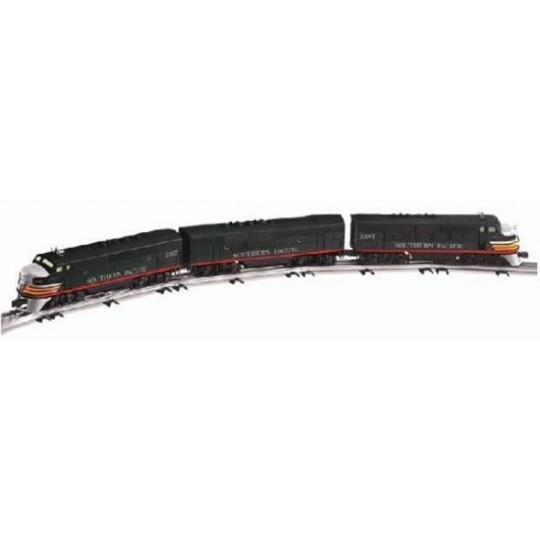 LIONEL 38197 SOUTHERN PACIFIC F3 A-B-A DIESEL LOCOMOTIVES WITH 14543