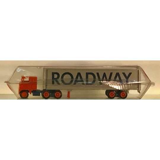 WINROSS ROADWAY TRACTOR AND TRAILER TRUCK