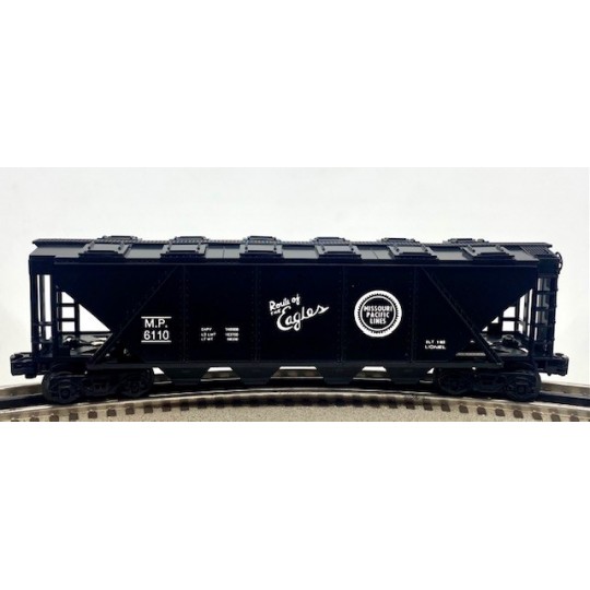 LIONEL 6-6110 MISSOURI PACIFIC COVERED QUAD HOPPER