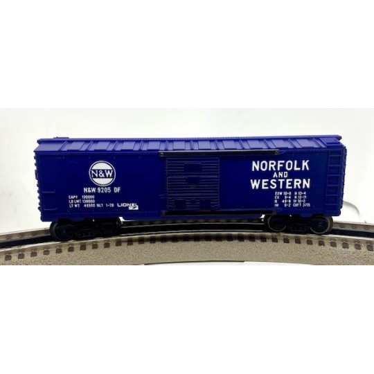 LIONEL 6-9205 NORFOLK AND WESTERN BOXCAR