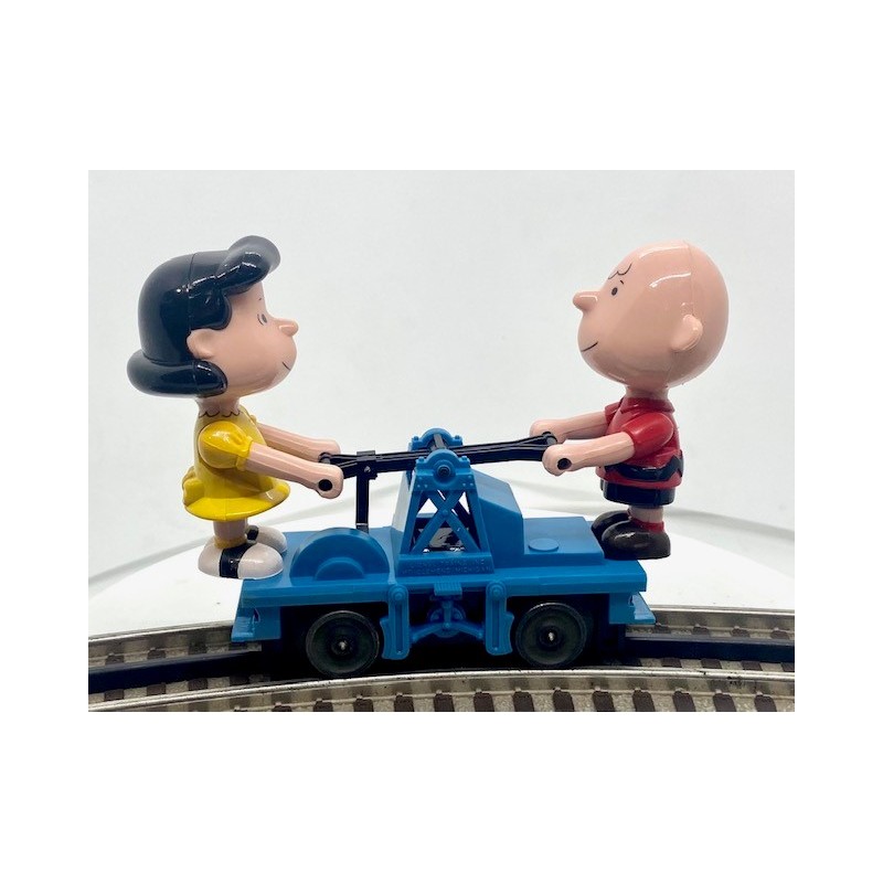LIONEL 18413 CHARLIE BROWN AND LUCY PEANUTS HANDCAR