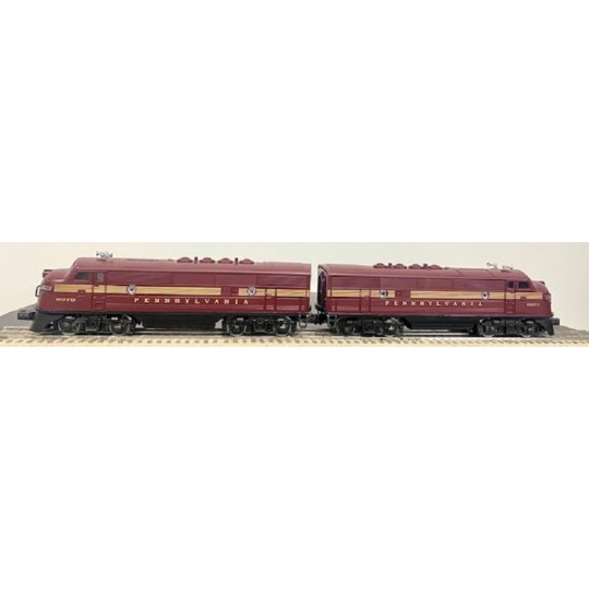 LIONEL 8970 AND 8971 PENNSYLVANIA TUSCAN F3A DIESEL ENGINES