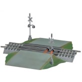 LIONEL 12052 FASTRACK GRADE CROSSING WITH FLASHERS