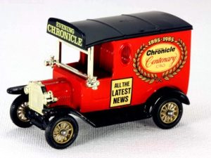 Lledo Days Gone DG641 Model T" Van Evening Chronicle"