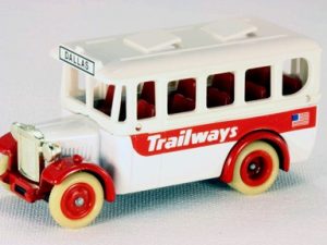 Lledo Days Gone DG1013 1935 Model A" Ford Bus Trailways"