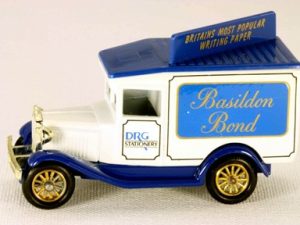 Lledo Days Gone DG1310 Model A" Van Basildon Bond"