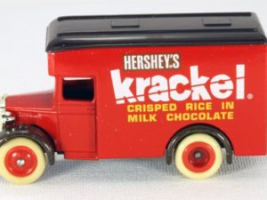 Lledo Days Gone LH160 Hershey's Krackel Delivery Truck