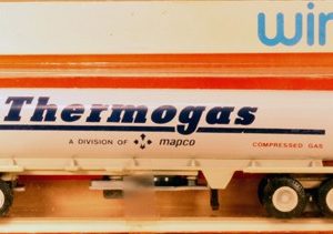WINROSS THERMOGAS TRACTOR AND TANKER TRUCK