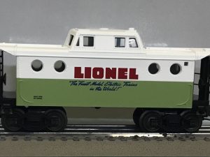 LIONEL 19755 CENTENNIAL PORTHOLE CABOOSE