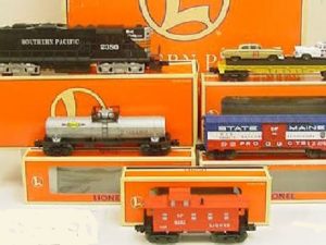 LIONEL 11913 SOUTHERN PACIFIC 2236RS FREIGHT TRAIN SET