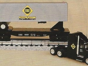 K-LINE K-6669TT ERIE HEAVY HAULER FLAT CAR WITH TRACTOR TRAILER