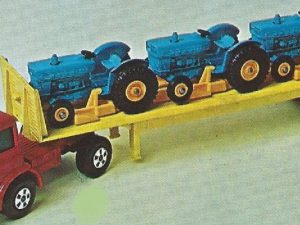 MATCHBOX K-20 FORD TRACTOR TRANSPORTER WITH THREE TRACTORS