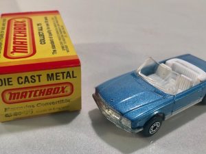 MATCHBOX 6 MERCEDES CONVERTIBLE 350SL CAR