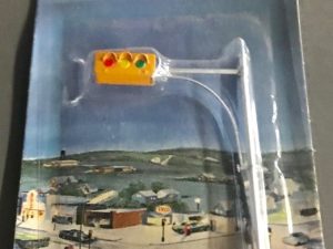 TYCO-town ROADSIDERS BLINKING TRAFFIC LIGHT HO SCALE 115