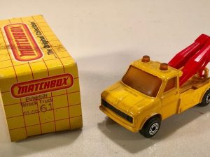 MATCHBOX 61 PETERBILT WRECK TRUCK