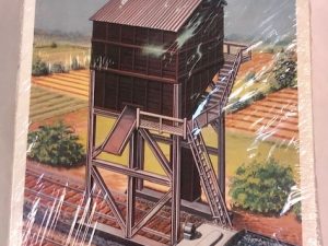 BACHMANN 1975 COALING STATION  BUILDING KIT O GAUGE