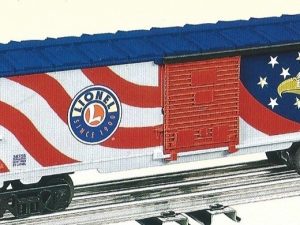 LIONEL 36758 PATRIOTIC LIGHTED BOXCAR
