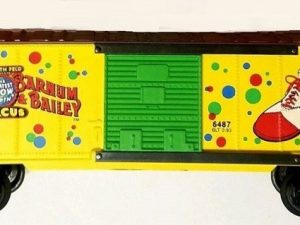 K-LINE K-6487 RINGLING BROTHERS AND BARNUM AND BAILEY CIRCUS BOXCAR