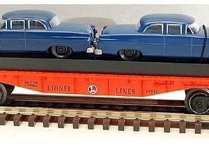 LIONEL 16933 LIONEL LINES FLATCAR WITH AUTOS