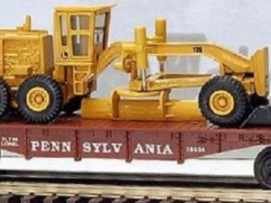 LIONEL 16934 PENNSYLVANIA RAILROAD FLATCAR WITH ERTL ROAD GRADER