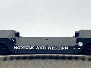 K-LINE 5512 NORFOLK AND WESTERN FLATCAR