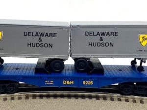 LIONEL 6-9226 DELAWARE AND HUDSON FLATCAR WITH TRAILER