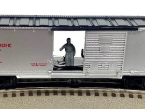 LIONEL 6-9228 CANADIAN PACIFIC OPERATING BOXCAR