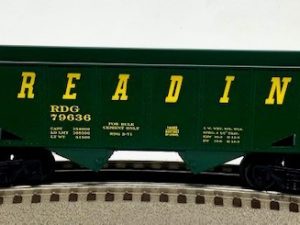 LIONEL 16460 READING 2 BAY HOPPER