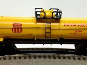 LIONEL 16199 UNION PACIFIC I-D TANK CAR