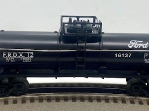 LIONEL 16137 FORD 1-D TANK CAR