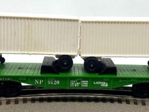 LIONEL 6-9120 NORTHERN PACIFIC FLATCAR WITH TRAILERS