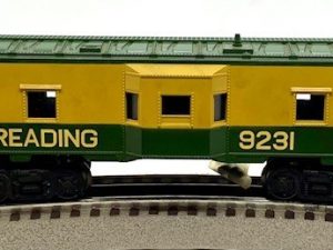 LIONEL 6-9231 READING BAY WINDOW CABOOSE