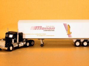LIONEL 12783 MONON CORPORATION TRACTOR TRAILER TRUCK