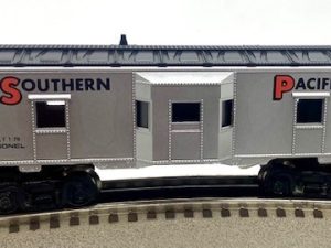 LIONEL 6-9316 SOUTHERN PACIFIC BAY WINDOW CABOOSE