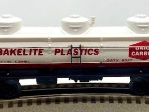 LIONEL 6-9327 BAKELITE PLASTICS 3-D TANK CAR