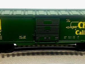 LIONEL 6-9465 SANTA FE BOXCAR