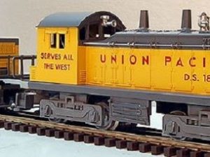 LIONEL 18939 UNION PACIFIC NW-2 SWITCHER DIESEL ENGINE AND CALF UNIT