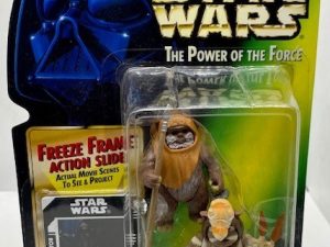 KENNER STAR WARS THE POWER OF THE FORCE EWOKS WICKET AND LOGRAY ACTION FIGURES WITH FREEZE FRAME ACTION SLIDE
