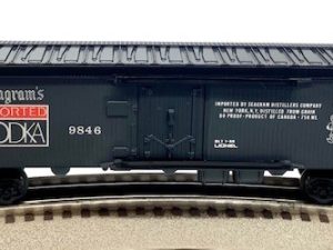 LIONEL 6-9846 SEAGRAMS VODKA BILLBOARD REEFER