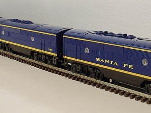 LIONEL 18117, 18121 AND 18122 SANTA FE F3 ABBA DIESEL ENGINES SET