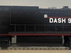 LIONEL 18226 GENERAL ELECTRIC DASH 9 DEMONSTRATOR DIESEL ENGINE