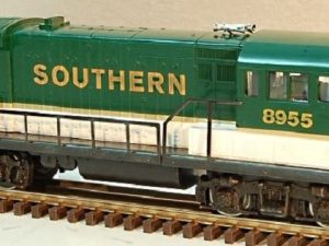 LIONEL 8955 SOUTHERN U36B DIESEL ENGINE