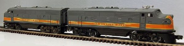 LIONEL 8555 AND 8557 MILWAUKEE ROAD F-3 AA DIESEL ENGINES - Toy Train ...
