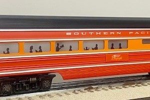 LIONEL 7204 SOUTHERN PACIFIC DAYLIGHT ALUMINUM DINER CAR