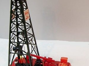 LIONEL 2305 GETTY OIL DERRICK AND PUMPER ACCESSORY