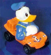 MATCHBOX WALT DISNEY  WD-2 DONALD DUCK'S BEACH BUGGY DIE-CAST VEHICLE