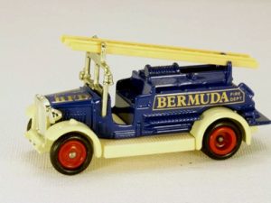 Lledo Days Gone DG123 Blue Bermuda Hook & Ladder Fire Truck